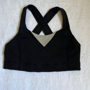 LULULEMON black and reflective sports bra